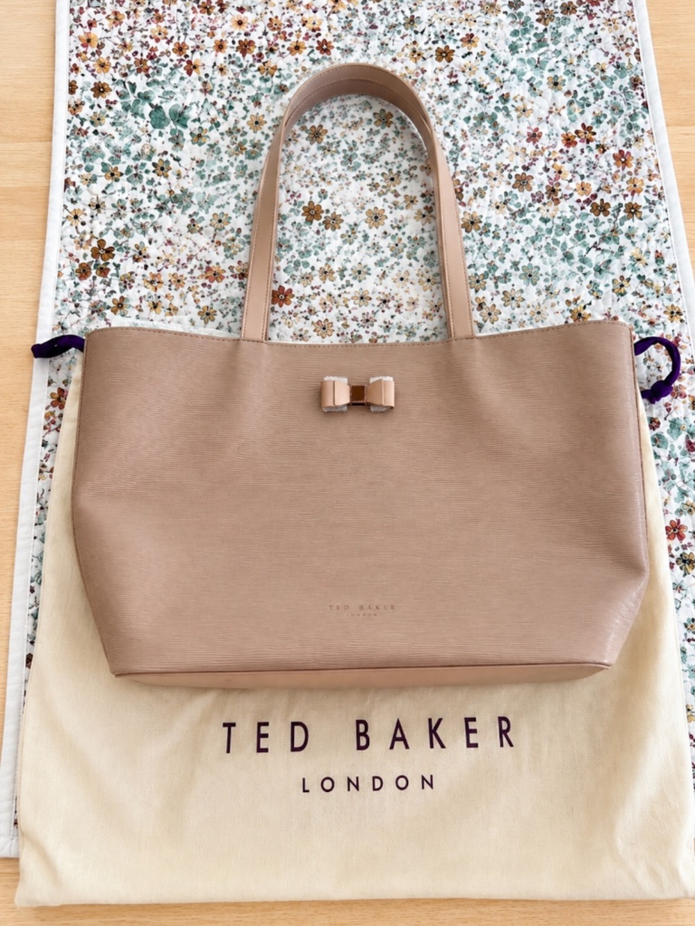 NWT (New With Tags) Ted Baker London Deanah Bow Detail Shopper Tote Taupe With D